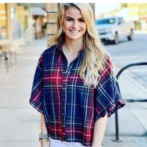 Plaid Button-Up Women's Top flannel work top EXCELLENT CONDITION